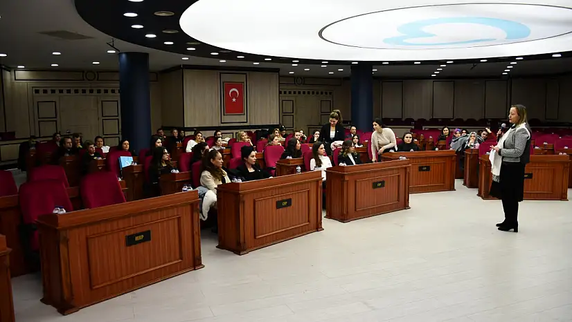Balıkesir Büyükşehir Belediyesi personeline protokol eğitimi