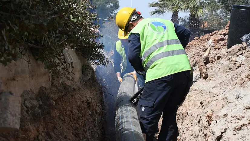 BASKİ Cunda Adası'nda Asbestli Boruları Değiştiriyor