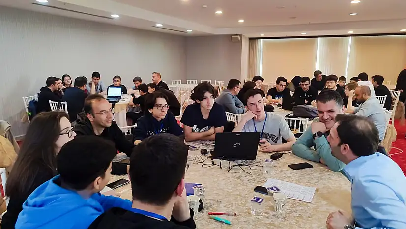 'Bilişim Hukuku ve Güvenli İnternet Çalıştayı' Balıkesir'de Gerçekleştirildi