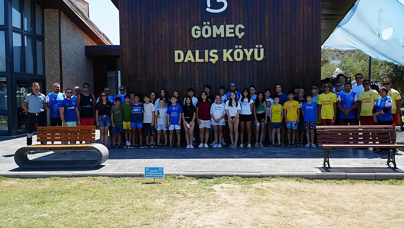 Büyükşehir'in Deniz Tatili Çocukları Sevindirdi