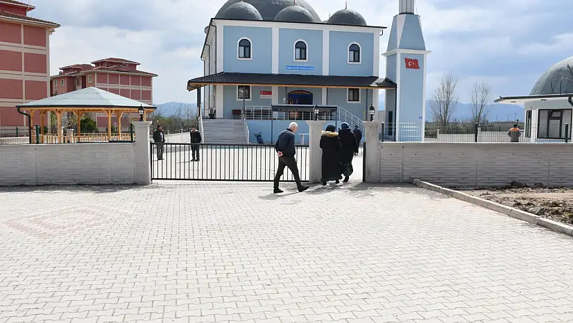 Gönenli vatandaşlardan Başkan Akın'a hizmet teşekkürü
