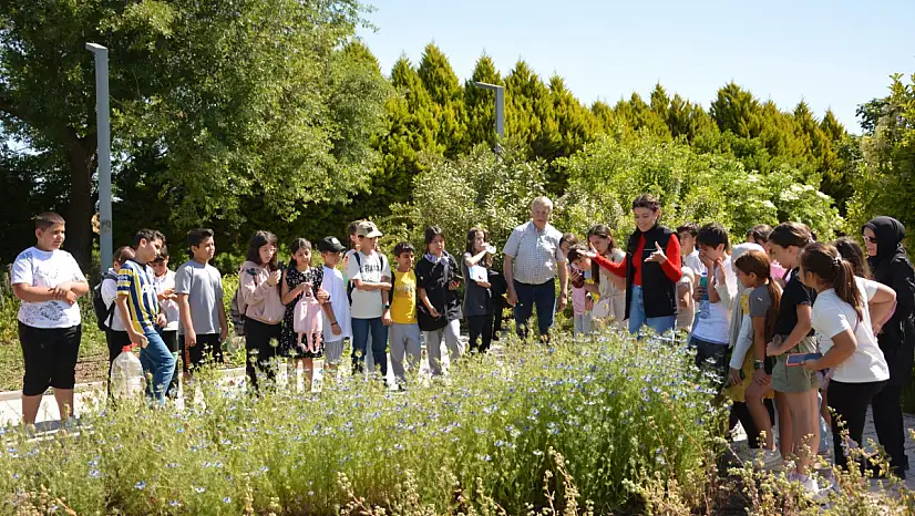 Öğrenciler BAÇEM'de bitkilerin dünyasını keşfetti