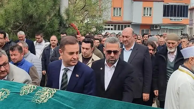 SAADET PARTİSİ İLÇE BAŞKANI MEHMET ÖZCAN TOPRAĞA VERİLDİ