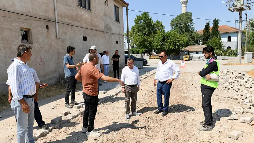 ALTIEYLÜL'DE ALTYAPI ÇALIŞMALARI TÜM HIZIYLA DEVAM EDİYOR