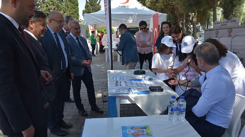 Altıeylül Fevzi Çakmak İlkokulu'nda 'Sağlıklı Çocuk, Sağlıklı Gelecek' Tanıtım Programı Gerçekleştirildi