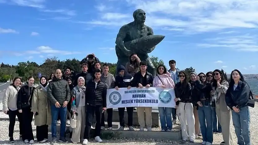 BAÜN Havran MYO Öğrencileri Zaferin İzinde: Çanakkale Şehitliği'ne Ziyaret