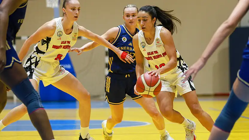 Burhaniye Belediyespor, Fenerbahçe Gelişim'i 70-67 mağlup etti.