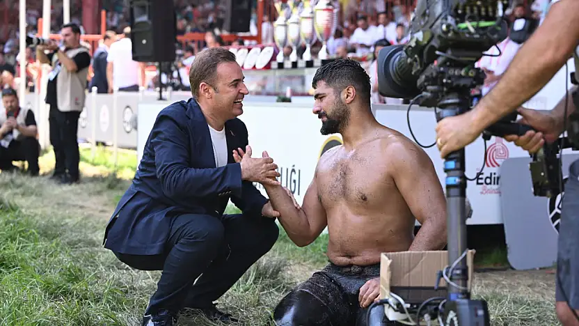 Tarihi Elmalı Güreşlerinde Balıkesir Rüzgârı