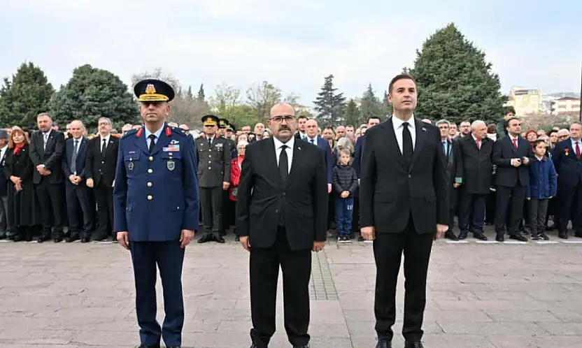 Balıkesir, 10 Kasım'da Ata'sını andı
