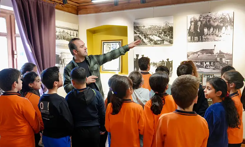 BURHANİYE'NİN TARİHİ, KENT ARŞİVİYLE GELECEĞE TAŞINIYOR