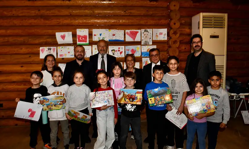 MİNİKLERİN GÖZÜNDEN ATATÜRK