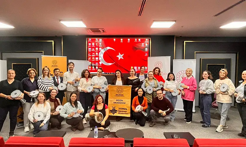 Müzik Akademisinde Ritim Dolu Bir Gece