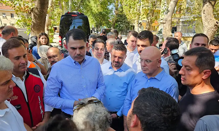 Sındırgı'da Depremin Üçüncü Gününde de Devlet Millet Elele