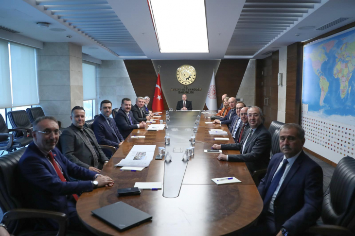 Sanayi Ve Ticaret Bakanlığı'na Balıkesir Çıkartması