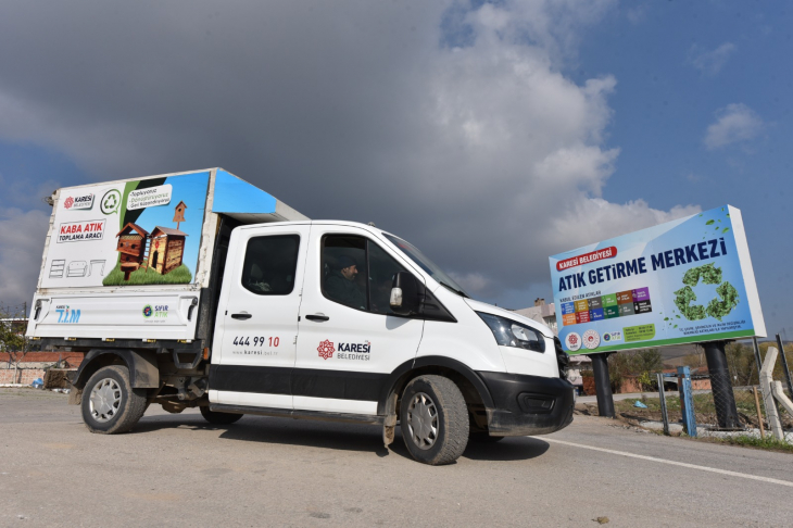 Karesi Belediyesi'nden Atıklarla Gönül Köprüsü