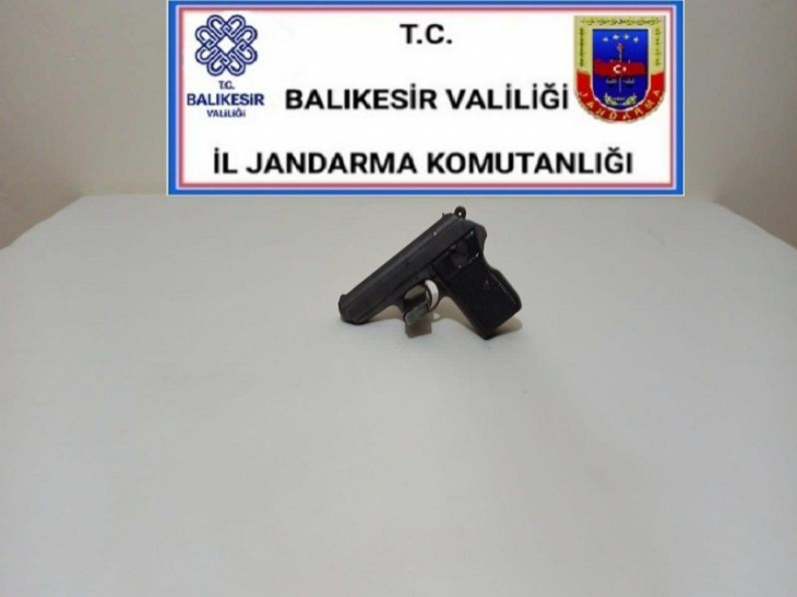 Balıkesir'de 30 Aranan Şahıs Yakalandı