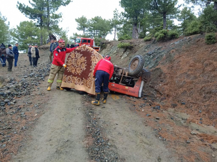 Traktörün Altında Kalan Kişi Yaşamını Yitirdi