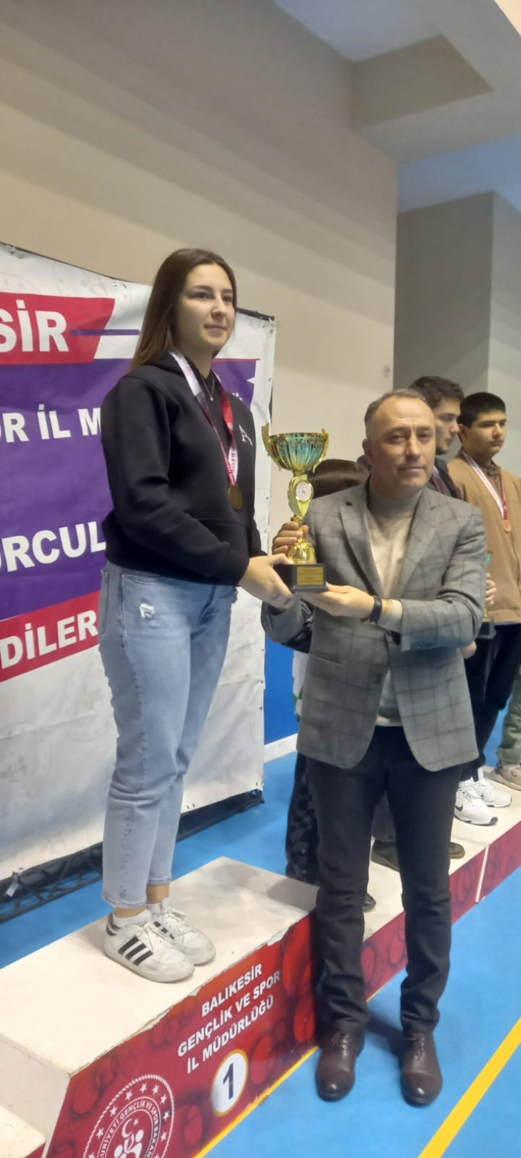 Elifnaz Balıkesir'de Satrancın Kraliçesi