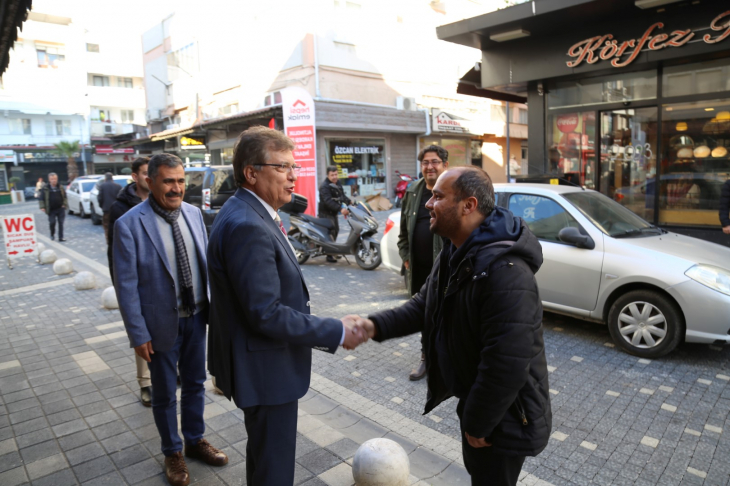 Başkan Arslan Altınoluk Esnafını Ziyaret Etti