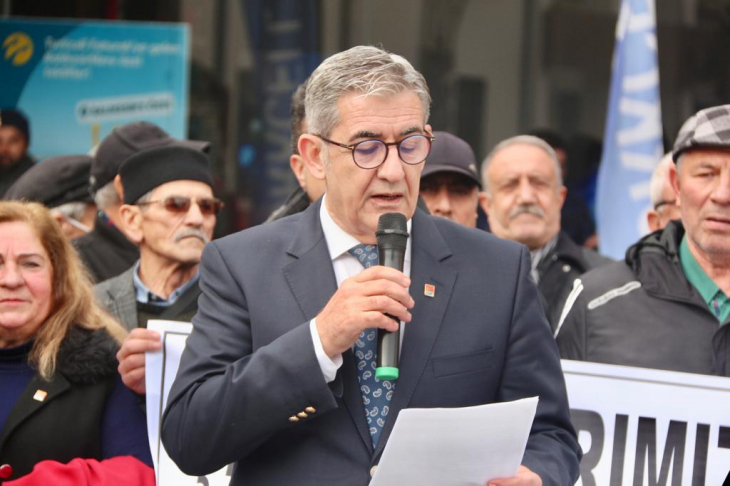 CHP'den Emekli ve Memur Zammına İlişkin Eş Zamanlı Basın Açıklaması