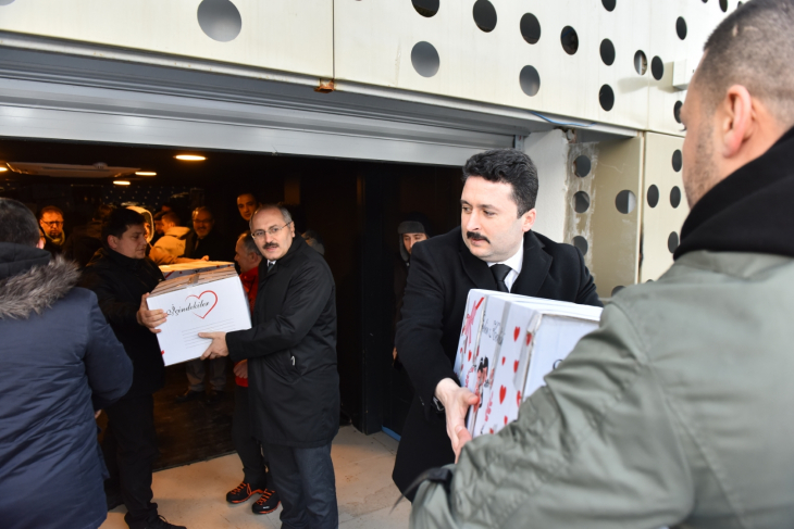 Altıeylül Belediyesi 'Asrın Felaketi'ni Yaşayan Depremzedeler İçin Seferber Oldu