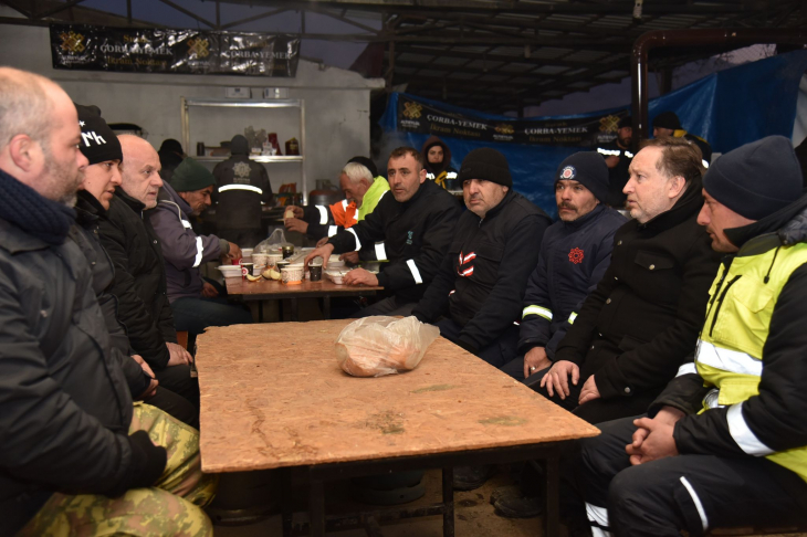 Başkan Orkan Deprem Bölgesinde