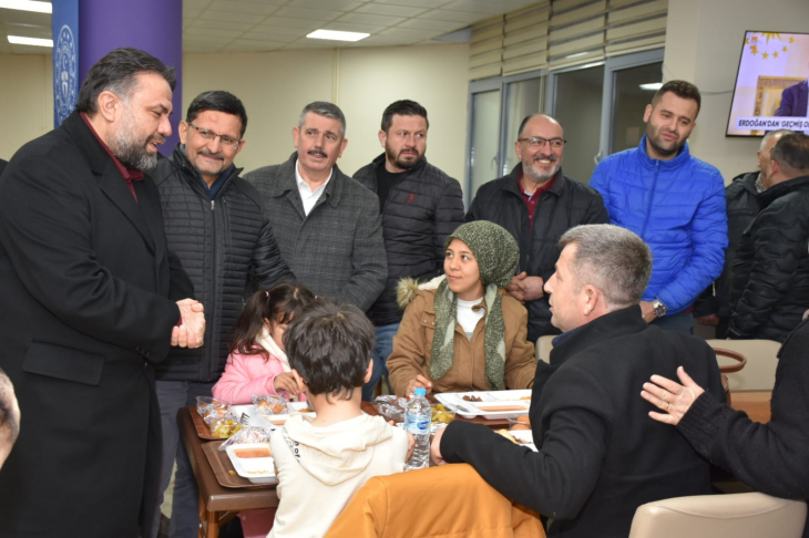 Ak Parti İl Başkanı Dt. Ekrem Başaran: 'Deprem'de Balıkesir Tek Yürek Oldu'